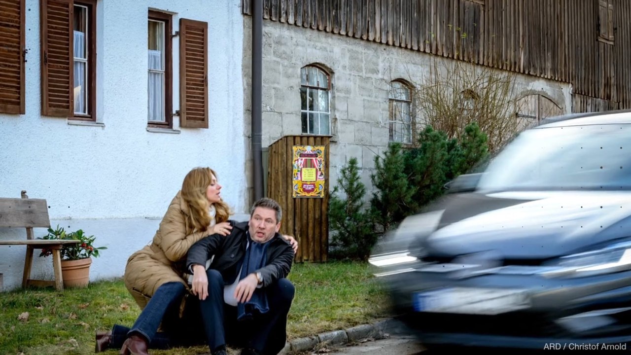 „Sturm der Liebe“: Wird „Eva“ „Robert“ die Wahrheit gestehen?