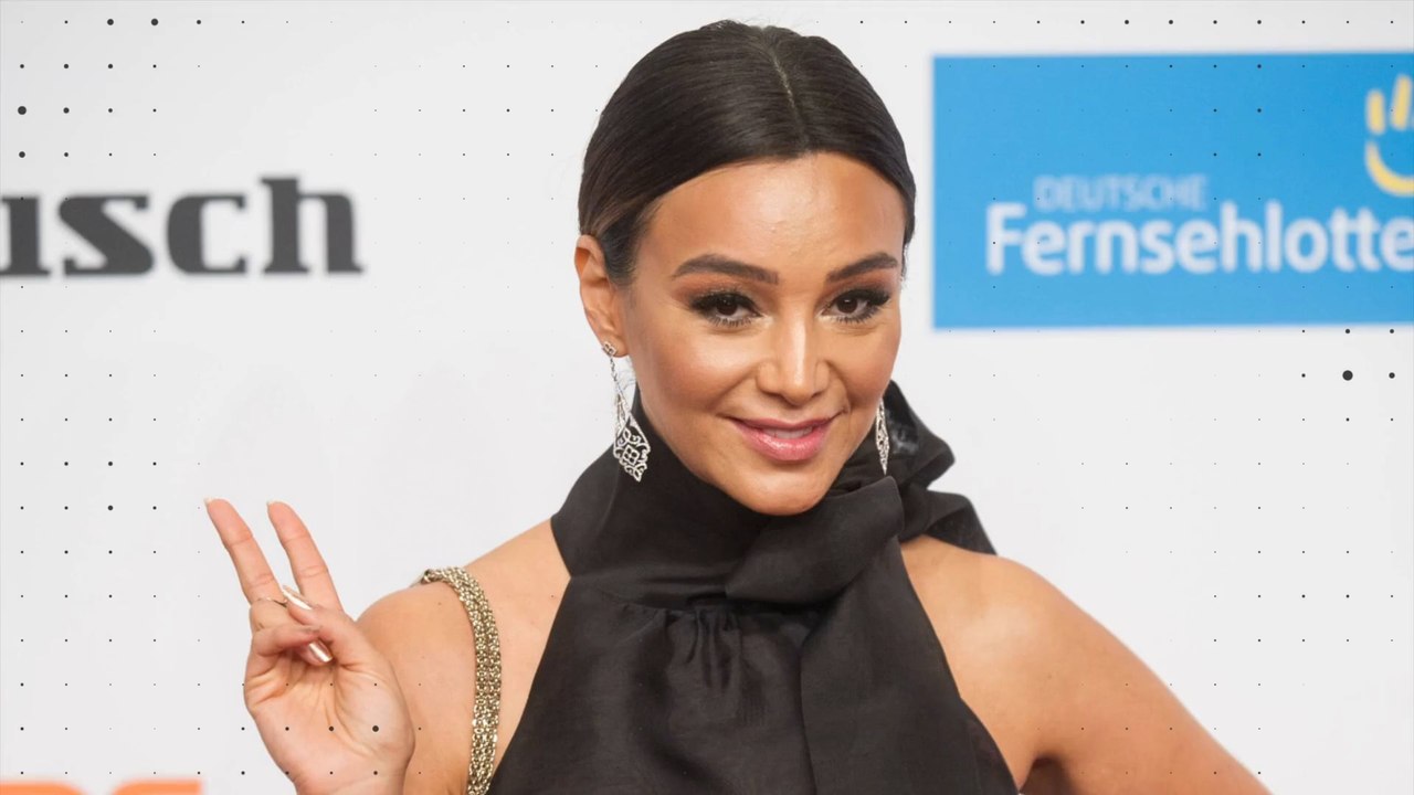 „Endlos schön“: Verona Pooth zeigt in ultrakurzem Kleid ihre langen Beine