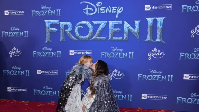 Wie süß! Selena Gomez mit kleiner Schwester auf dem roten Teppich