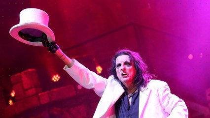 Erkennt ihr ihn? So sah Alice Cooper vor Jahren aus