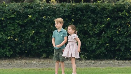 So wird Prinz George von seinen Eltern William und Kate auf den Thron vorbereitet