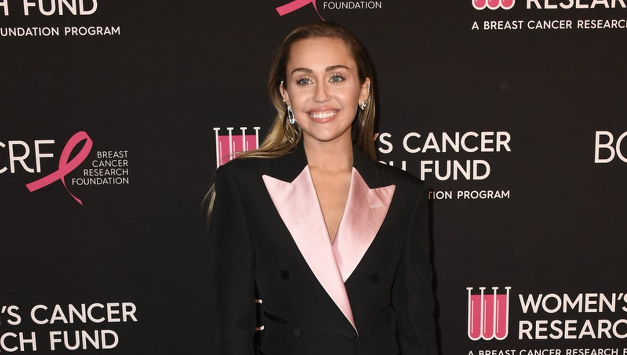 Stars, die von ihrem alten Image genervt waren und eine Total-Transformation wagten, Teil 1