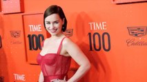 Hat „Game of Thrones“-Star Emilia Clarke jetzt eine Glatze?