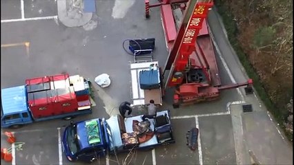 Binanın 19'uncu katından taşınmak için bakın ne yaptılar