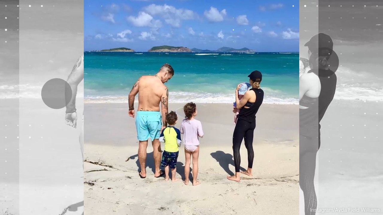 Eine Seltenheit: Robbie Williams und Ayda posten Familienbild