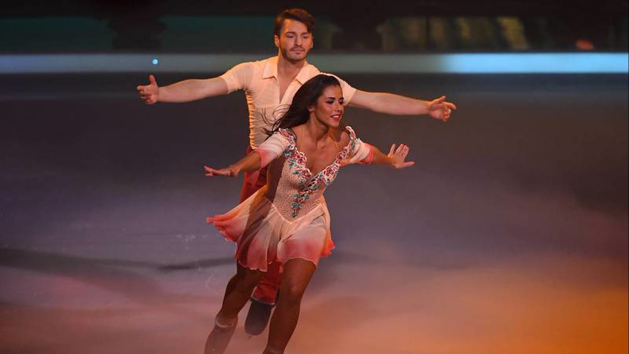 Sarah Lombardis „Dancing on Ice“-Verletzung ist noch nicht verheilt