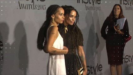 Скачать видео: Unglaubliche Ähnlichkeit: Zoë Kravitz und Mama Lisa Bonet sehen aus wie Zwillinge