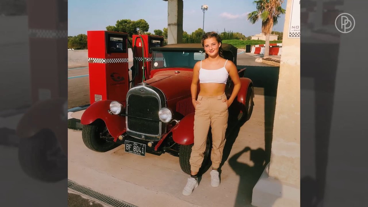 Emma Schweiger: Super trendy im bauchfreien Top