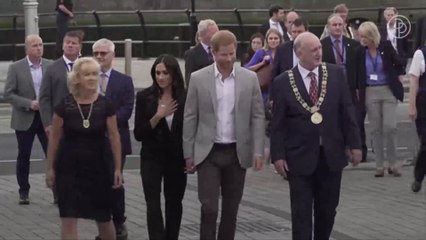 Herzogin Meghan: Das verrät ihre Unterschrift über sie