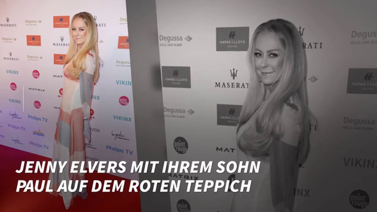 Jenny Elvers mit ihrem Sohn Paul auf dem roten Teppich