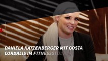 Daniela Katzenberger mit Costa Cordalis im Fitnessstudio