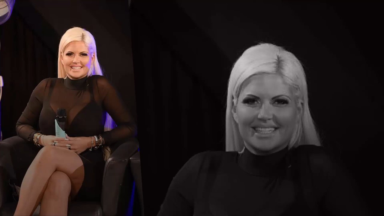 Sophia Vegas posiert super sexy auf einem Auto