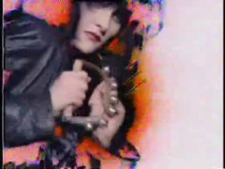 SIOUXSIE & THE BANSHEES – "ISRAEL"  (Alternative video version, June 1981)