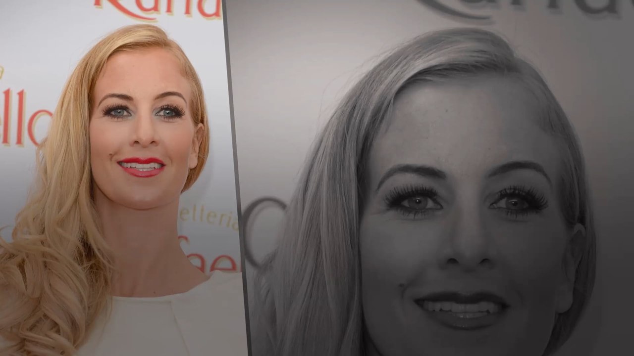 Charlotte Würdig: Sexy Bild mit Netzstrumpfhose