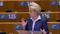 Covid-19: Ursula von der Leyen confirme que les 27 pays de l'UE commenceront 