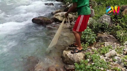 FISHING IN NEPAL || FISHING IN HIMALAYAN COLD RIVER || PURE LOCAL FISH ||