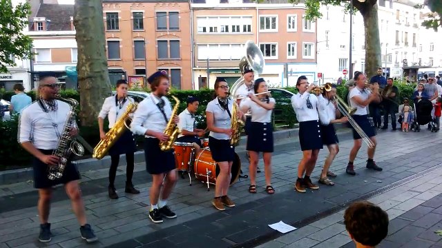 Flying Parpaing - Live Fête de la musique Douai 2019 (Fanfare)