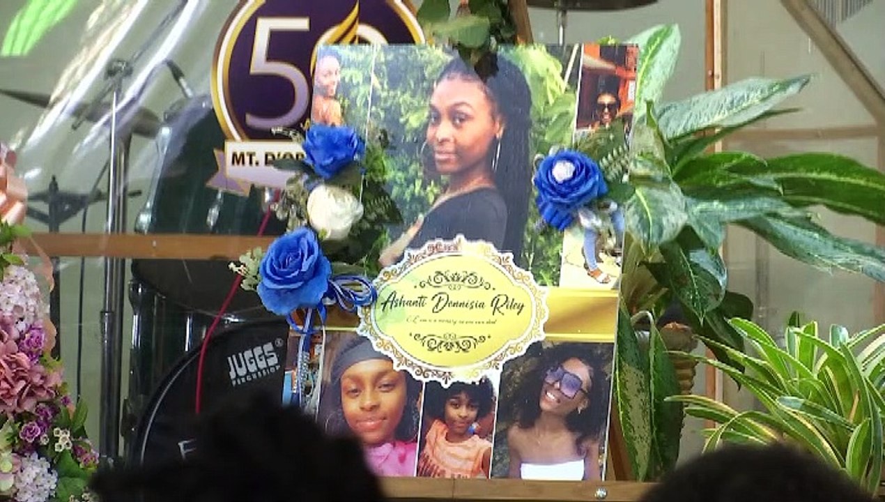 Imps and Liars: PM defends Coast Guard