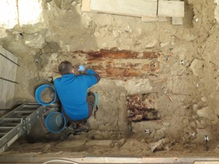 VIDEO LOCHES - Un squelette qui pourrait être celui de Ludovic Sforza