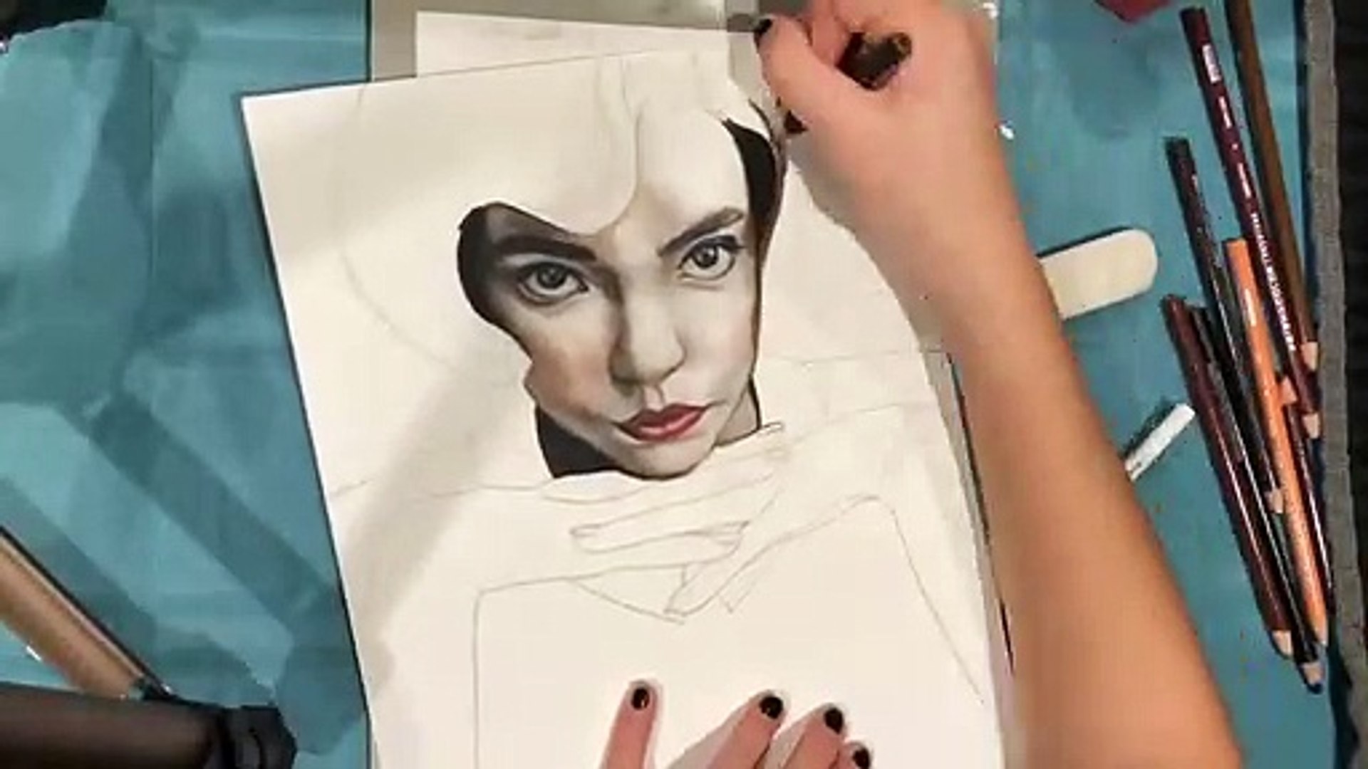 Beth Harmon drawing - How to draw an Anya Taylor-Joy - - The Queen's Gambit  - video Dailymotion