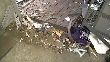 편의점 돌진한 승용차...다친 사람 없어 / YTN