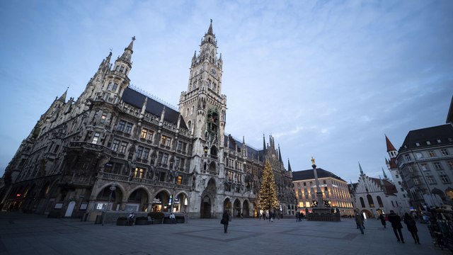 هل يلغي فيروس كورونا احتفالات أعياد الميلاد هذا العام؟