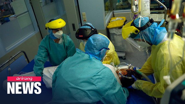 Worldwide COVID-19 death toll soars, with record-high of 13,998 people dying on Dec. 15