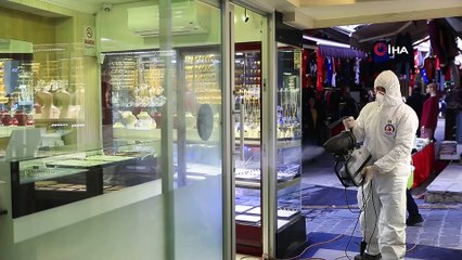 Denizli Büyükşehir Belediyesi'nden Tarihi Kaleiçi Çarşısı’nda dezenfekte çalışması