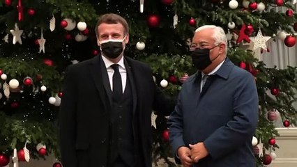Президент Франции Эммануэль Макрон заразился COVID-19 - Елисейский дворец