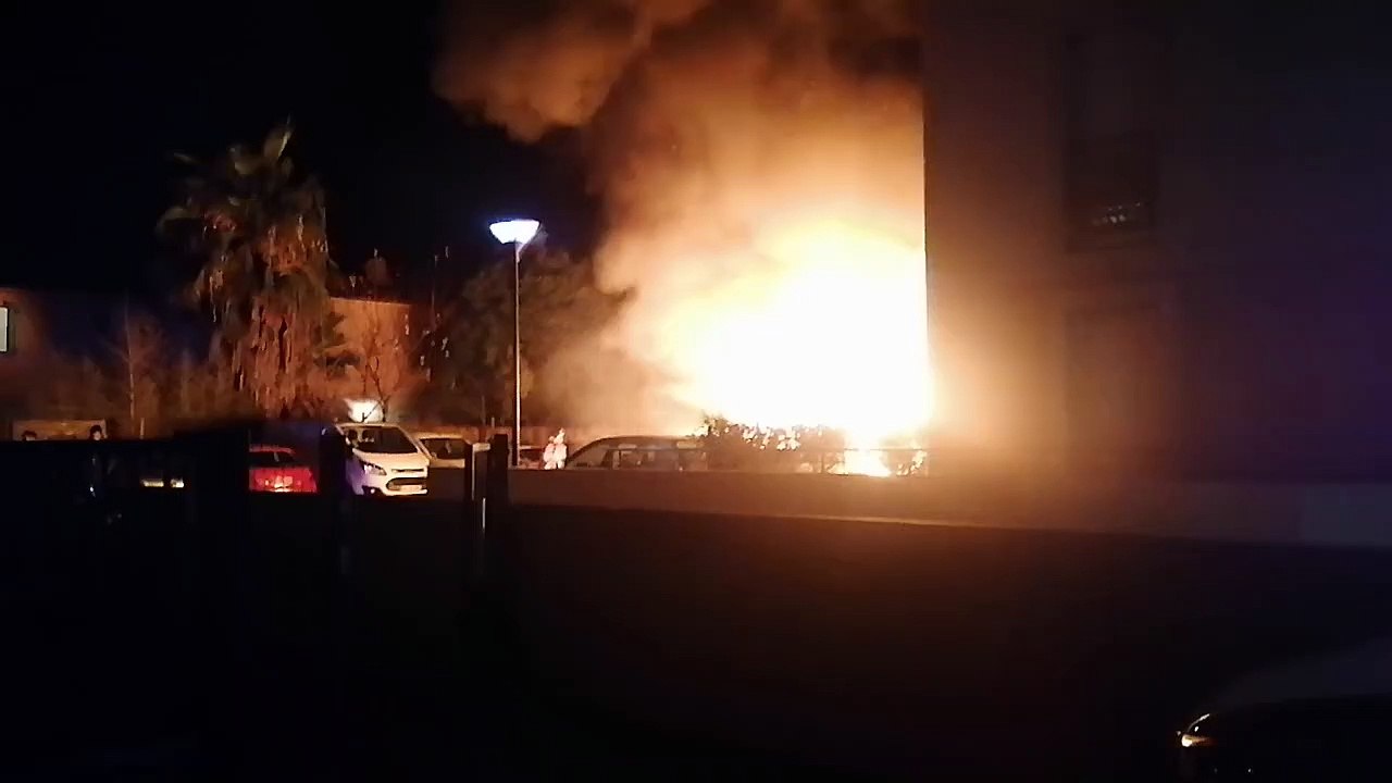 Incendie voitures Solliès-Pont 17/12
