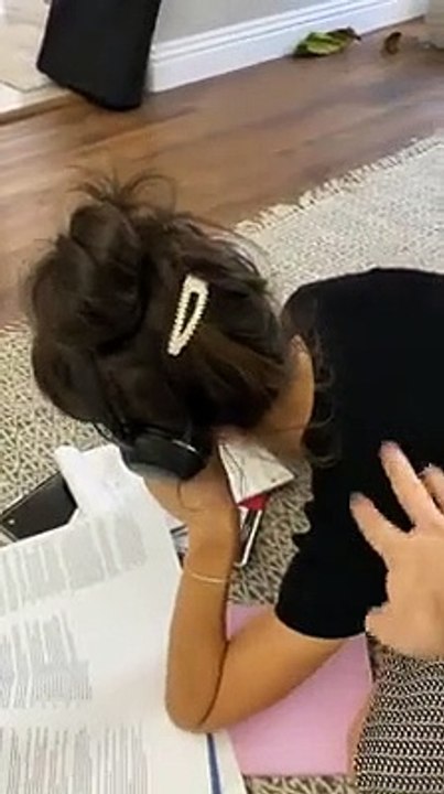 komydya zor