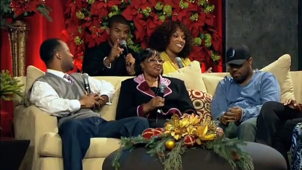 The Clark Sisters Family Christmas  with Kierra Sheard + J Moss + Bill Moss - 2009