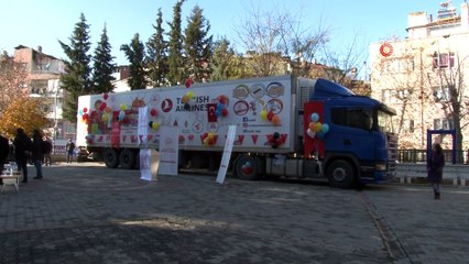 ‘Hediye Karavanı’nın ilk durağı Malatya oldu