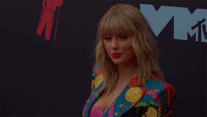 This Is How Olive Garden Ended Up on Taylor Swift's Song "No Body, No Crime