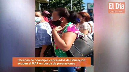 Decenas de conserjes cancelados de Educación acuden al MAP en busca de prestaciones