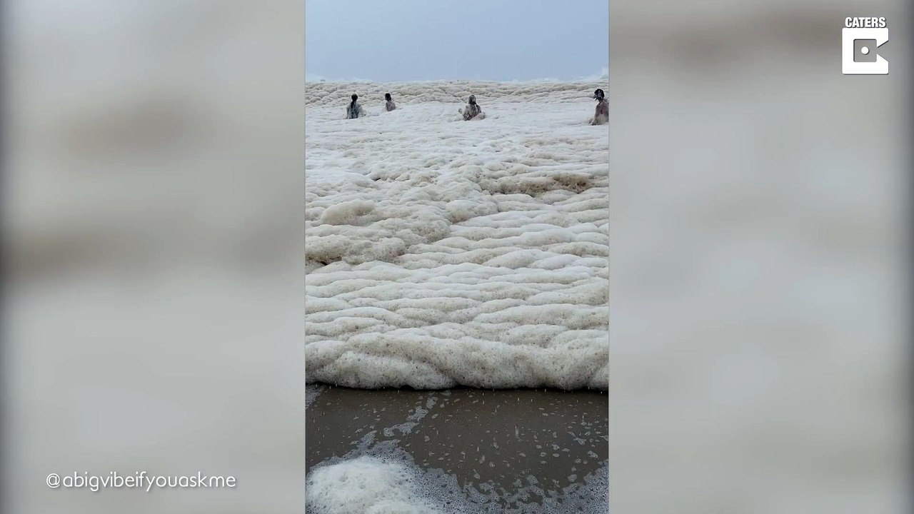 Soirée mousse en pleine mer... Impressionnant