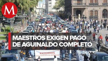 Maestros protestan en Explanada de los Héroes