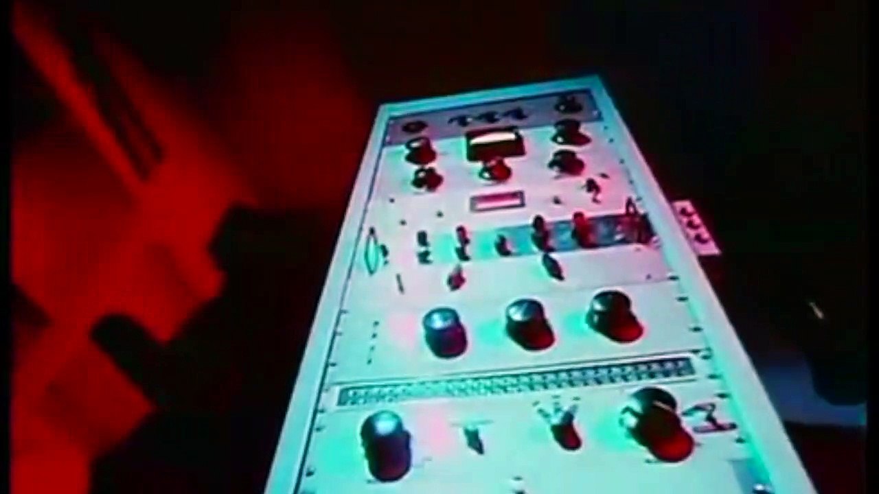 HENRY CASTER vs DAVID BOWIE Julius MC Mashup