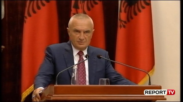 'Ligji për presidentin' Meta kërcënon me shpërndarjen e parlamentit: Po deshën le ta provojnë