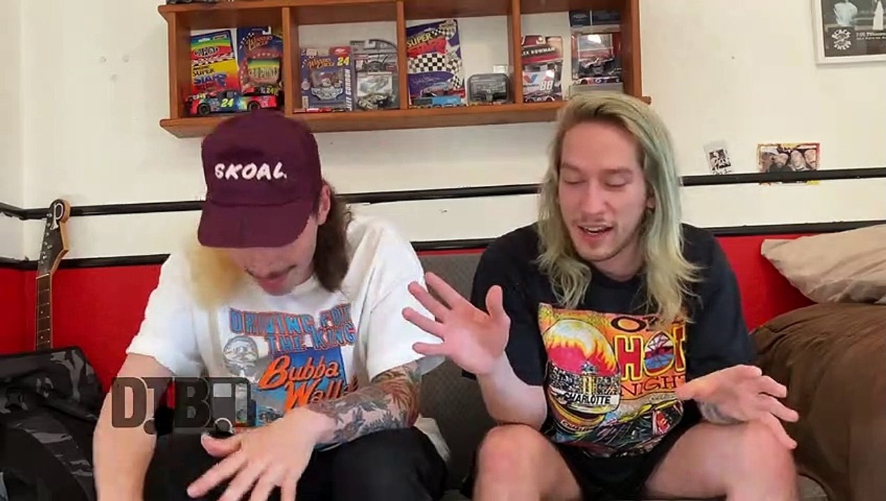 AVOID - TOUR PRANKS Ep. 468