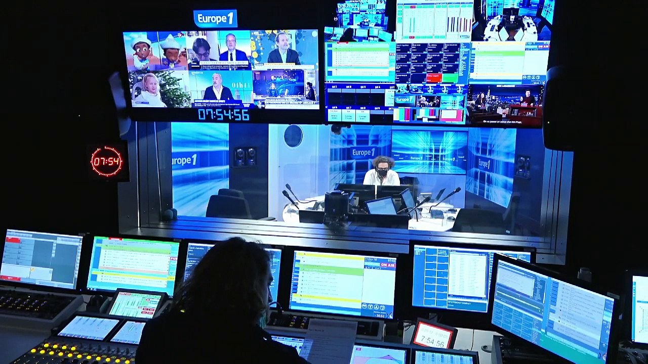 Jean-Michel Blanquer : "Si vous aimez trop les maths, vous allez ressembler à Cédric Villani" (Canteloup)