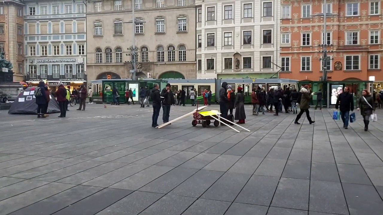 12.12.2020 Grazer Hauptplatz: Fridays for Future darf alles 