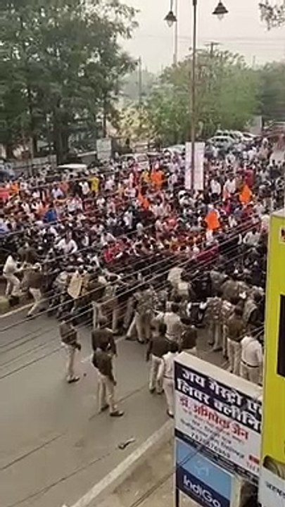एक का गैंगरेप, दूसरी पर धर्मांतरण का दबाव, जनजा...