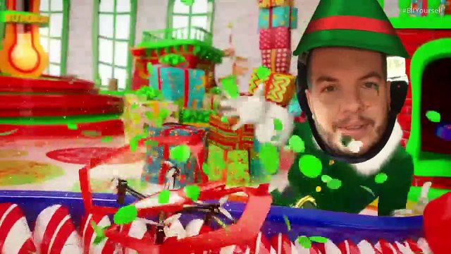 Nos lutins éducateurs U6/7 et U8/9 vous souhaitent un joyeux Noel !