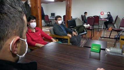 Köy muhtarı online eğitim derslerine katılamayan öğrencilerin sorununu böyle çözdü