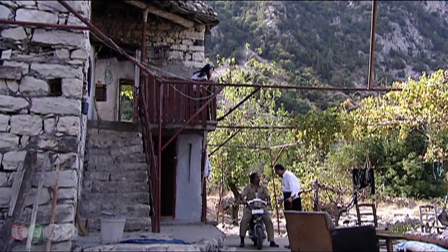 مسلسل ضيعة ضايعة - الجزء الأول ـ الحلقة 15 الخامسة عشر كاملة HD - عطس