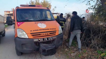 Kuyuya düşen köpeği itfaiye kurtardı