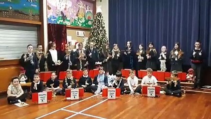 Shieldhill Primary School ringing bells for Santa