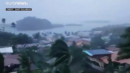 شاهد: الإعصار "ياسا" يدمر قرى في فيجي ويودي بحياة شخصين على الأقل