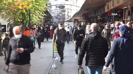 56 saatlik kısıtlamadan saatler öncesinde caddeler insanlarla doldu